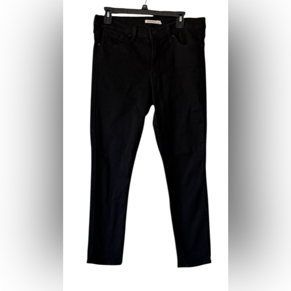 Levi’s 311 women’s 31 black shaping skinny black jeans